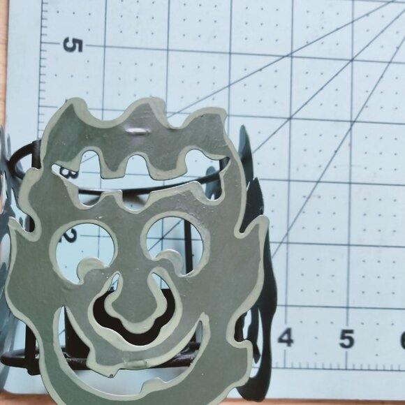 Green Goblin Face Candle Holder Halloween Luminary - Picture 6 of 7